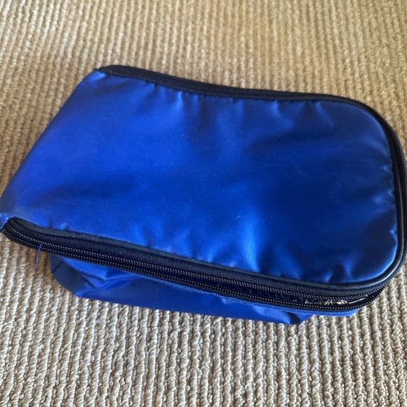 Royal Blue Insulated Lunch Box - Picture 1 of 4
